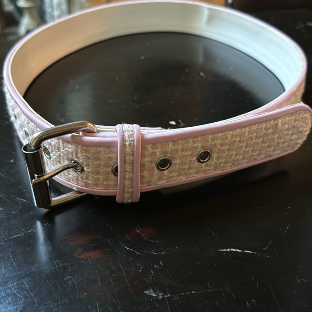 Amiee Lynn pink & white textured fabric belt. Size L
